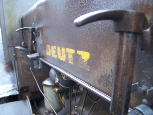 Deutz, type F2M315, 2 cilinder 4takt Deutz dieselmotor, 28 pk